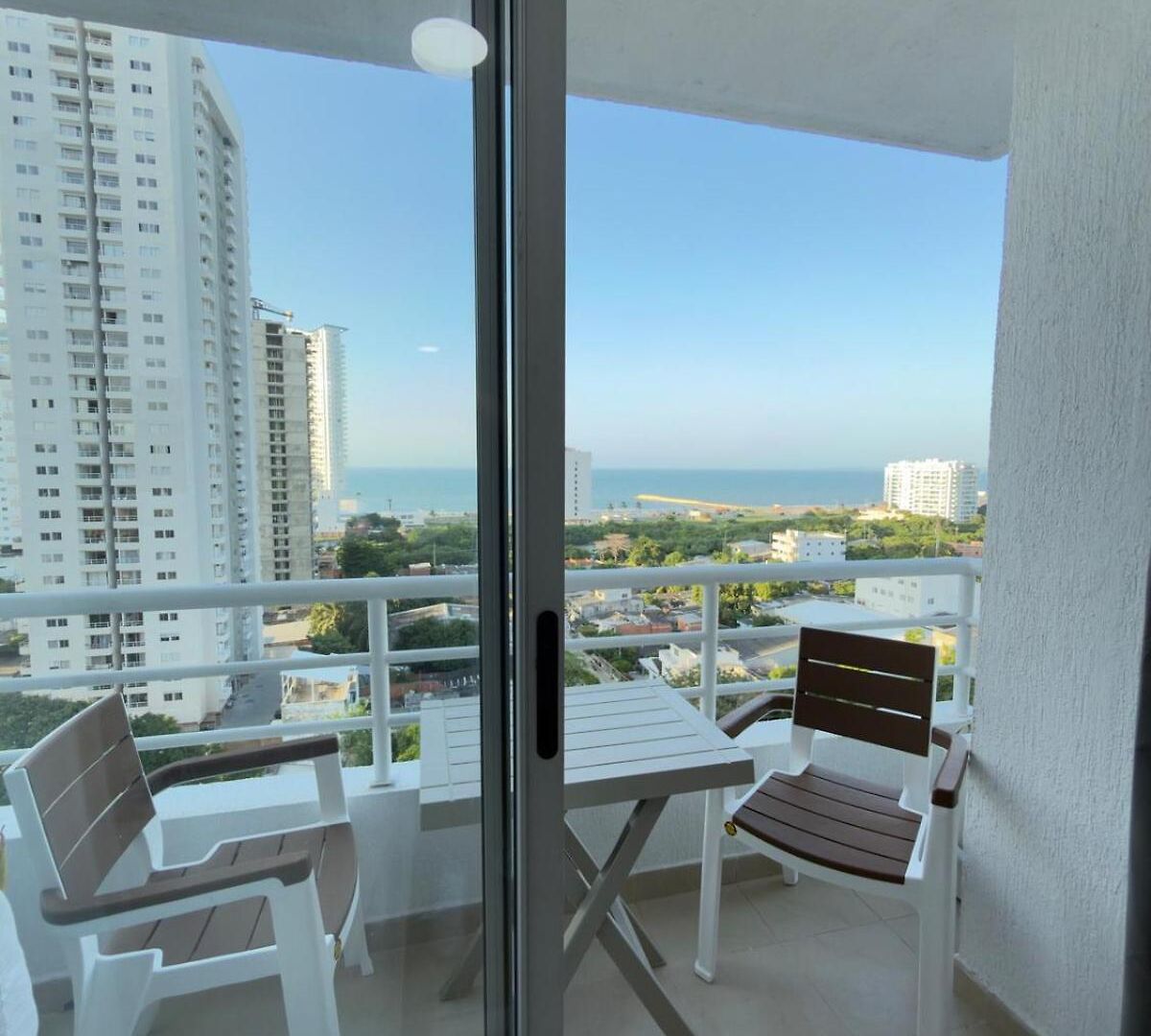 Offer 5 Minutes From The Historic Center